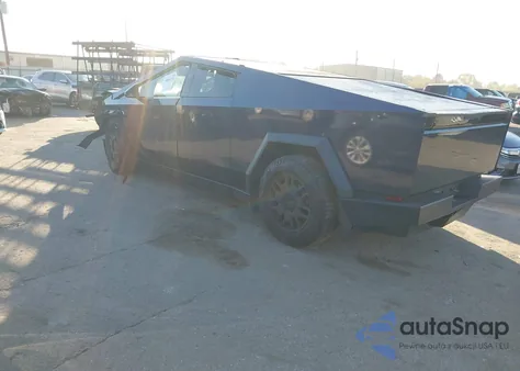 2024 Tesla Cybertruck Cyberbeast z USA, uszkodzony, nr VIN 7G2CEHEE5RA019699